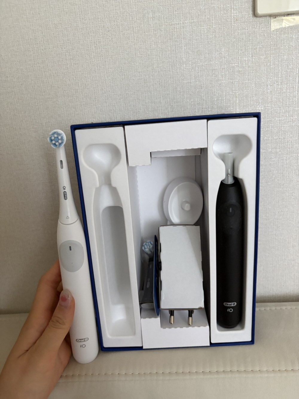 오랄비 플라그 제거 듀얼팩 전동칫솔 2종 세트 구매 후기 이미지