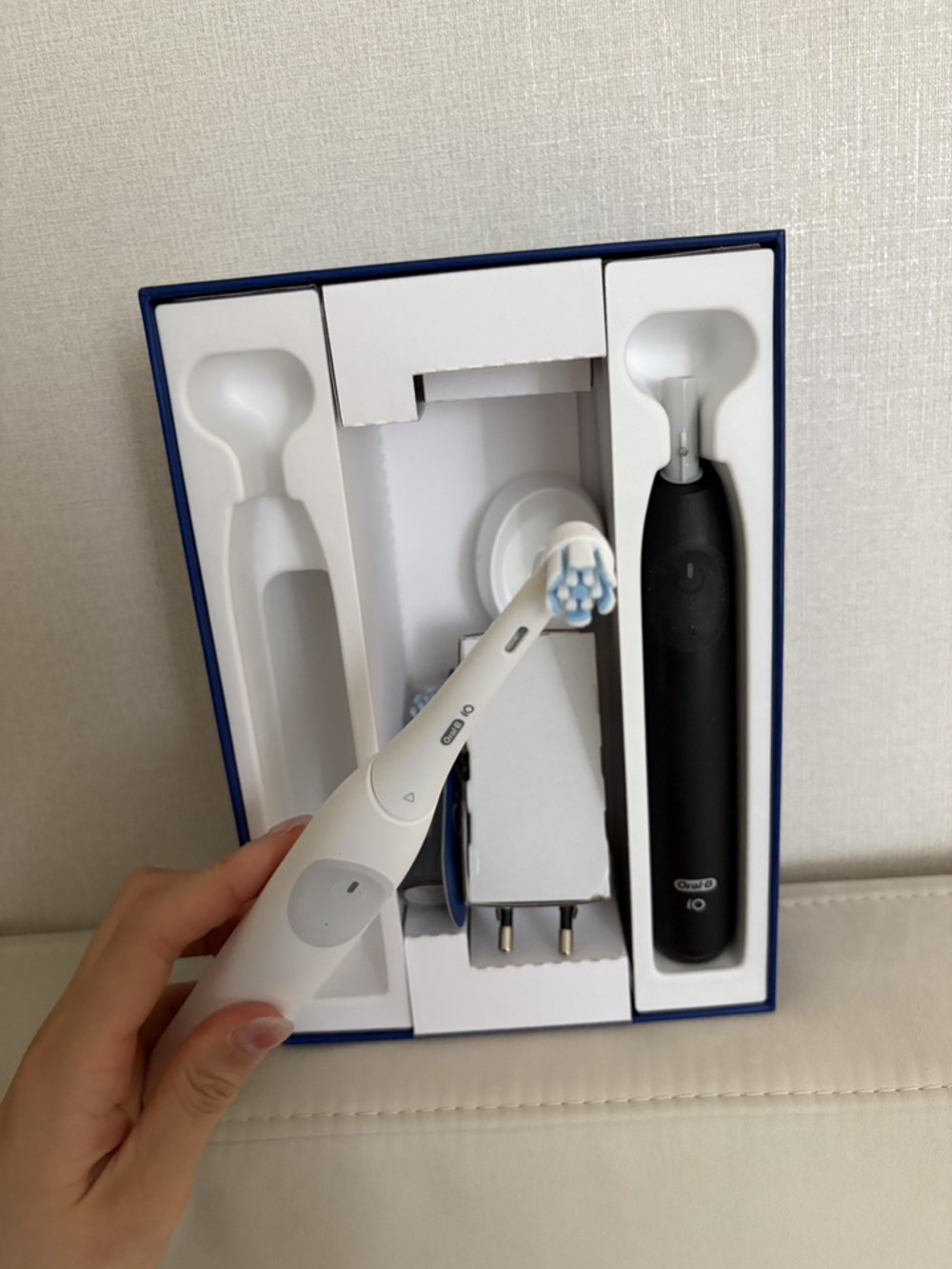 오랄비 플라그 제거 듀얼팩 전동칫솔 2종 세트 구매 후기 이미지